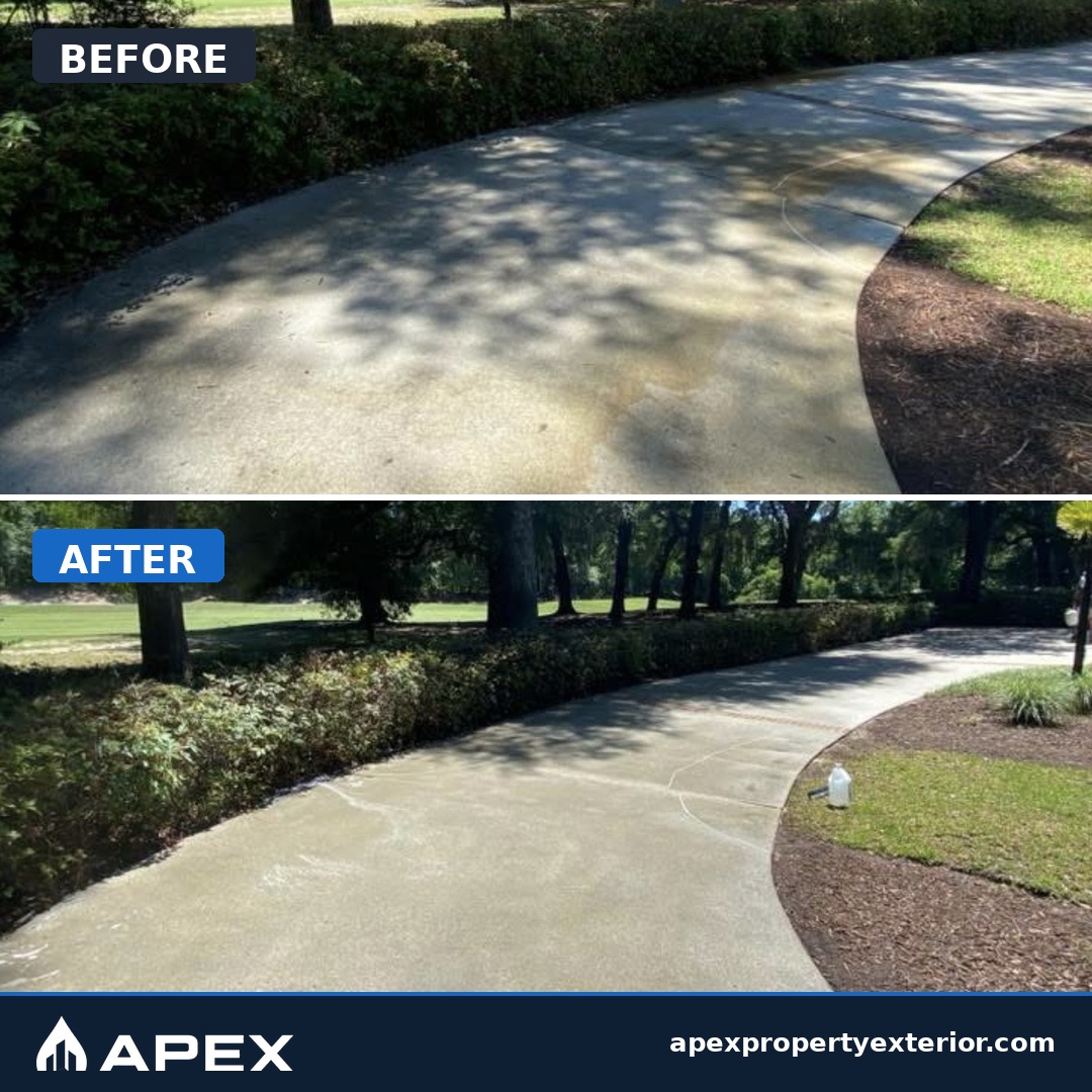Before and after: curved driveway pressure washing