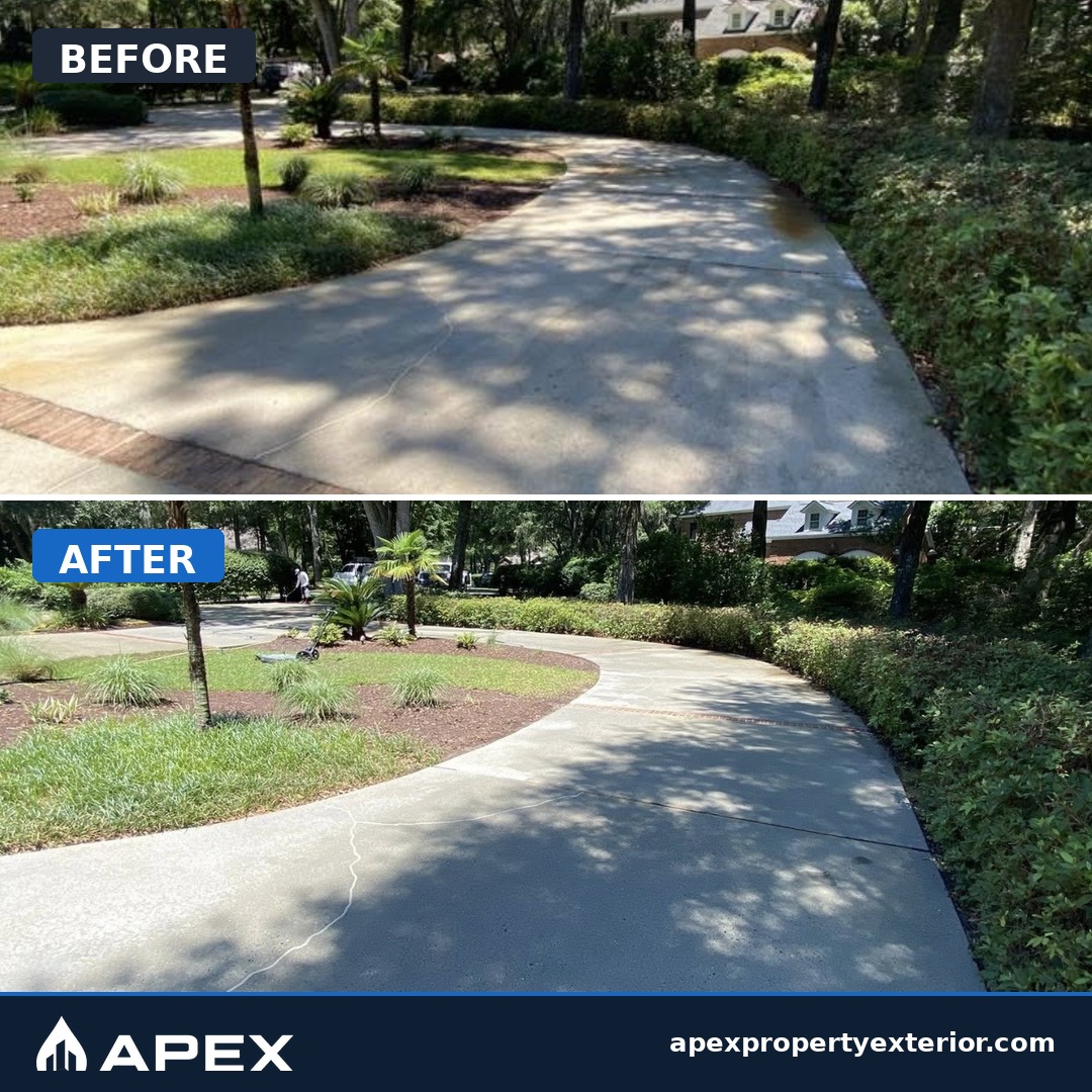 Before and after: long driveway pressure washing